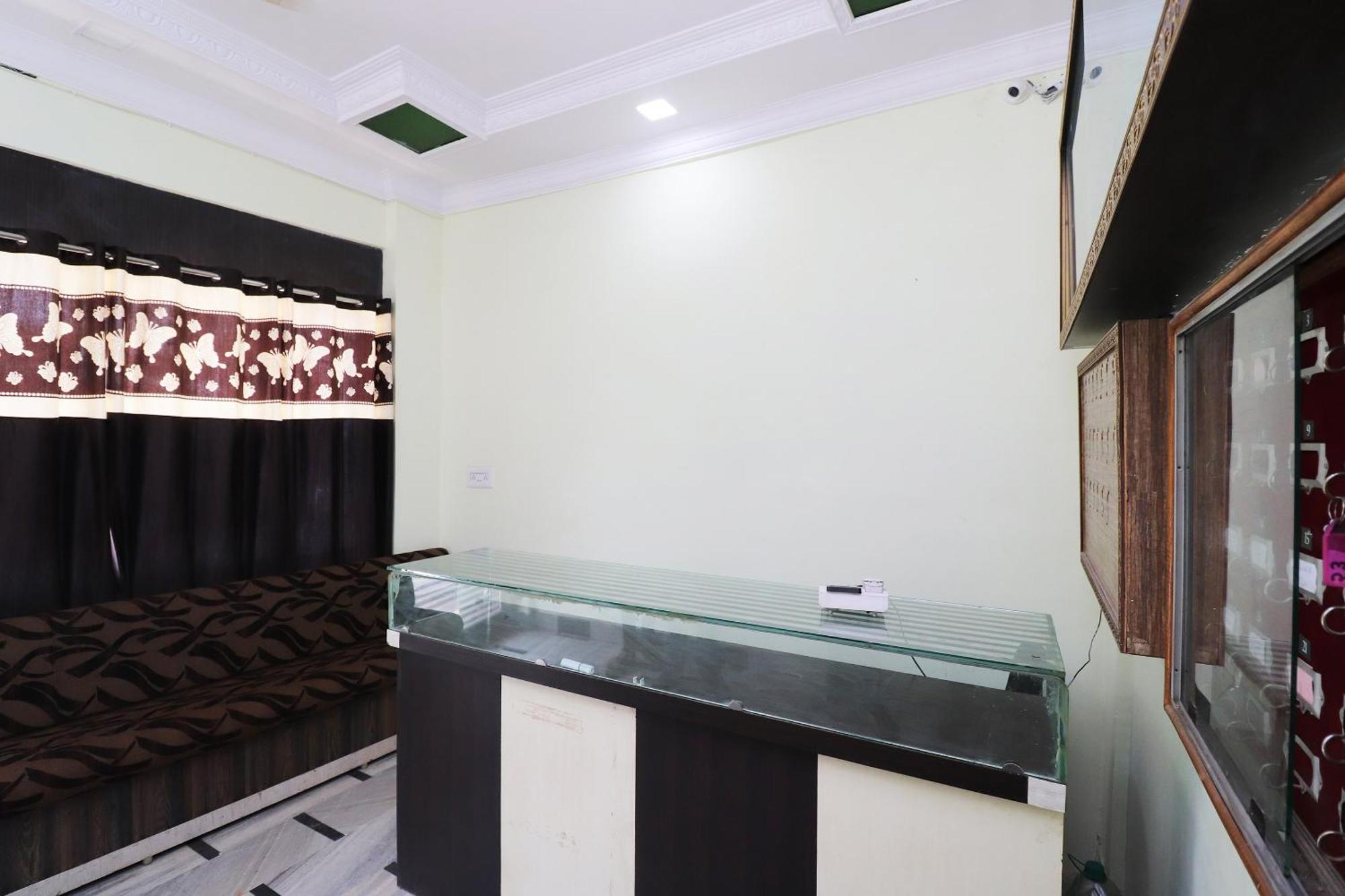 Hotel Kshama Dzsabalpur Kültér fotó